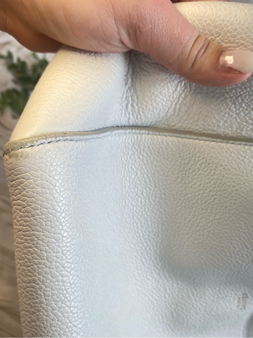 ✨ Celine Seau Sangle Medium – Rare White Colorway ✨ - Picture 9 of 12
